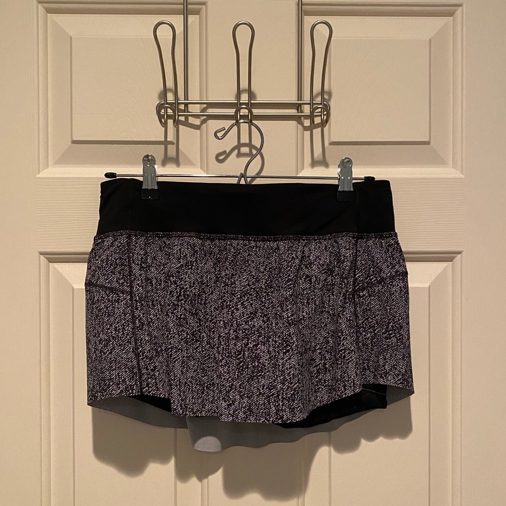 Black and White Printed Lululemon Skirt